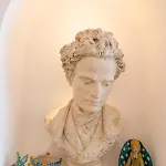 Nina ポジターノ