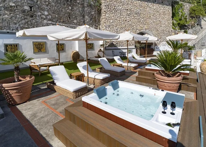 Nina Bed and Breakfast 4*