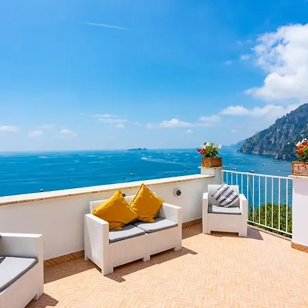 Nina Bed & Breakfast