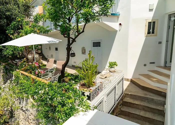 Bed & Breakfast Nina 4*