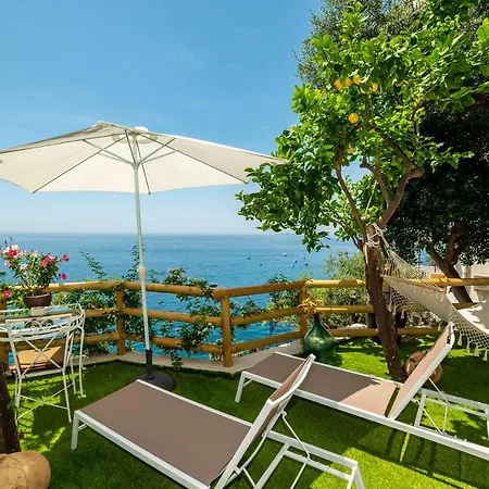 Nina فندق مبيت وإفطار